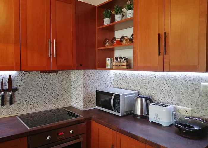 アパート Infinity Blue 2 ブルガス